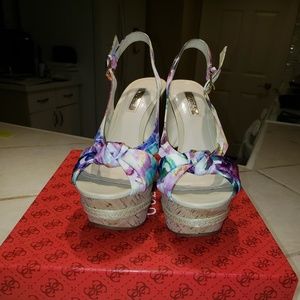 Guess wedges
